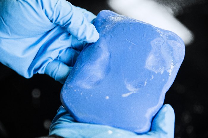 Čistící modelína modrá Clay 200 g - Reinigungsknete blau-8